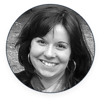 aboutUs.leadership.employees.lucia.name